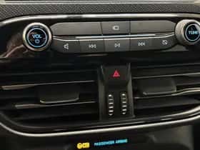 Ford Kuga (2023) thumbnail 29