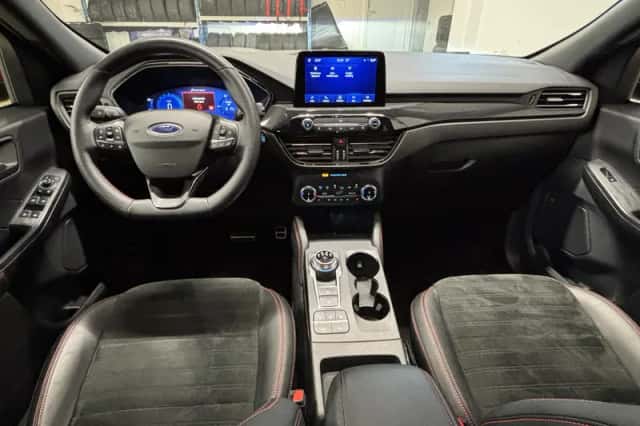 Ford Kuga (2023) thumbnail 30