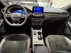 Ford Kuga (2023) thumbnail 31