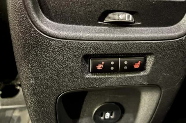 Ford Kuga (2023) thumbnail 32