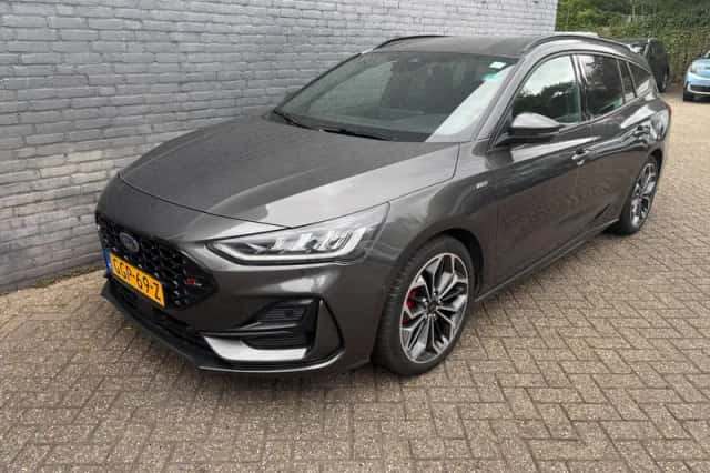 Ford Focus (2024) thumbnail 4