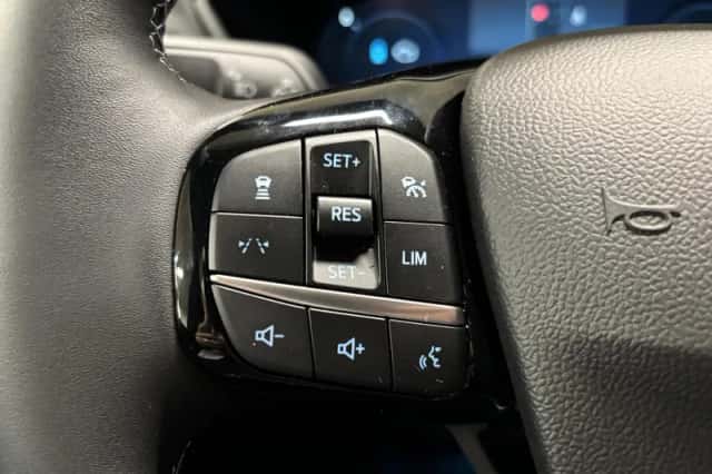 Ford Kuga (2026) thumbnail 15