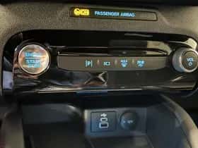 Ford Kuga (2025) thumbnail 15