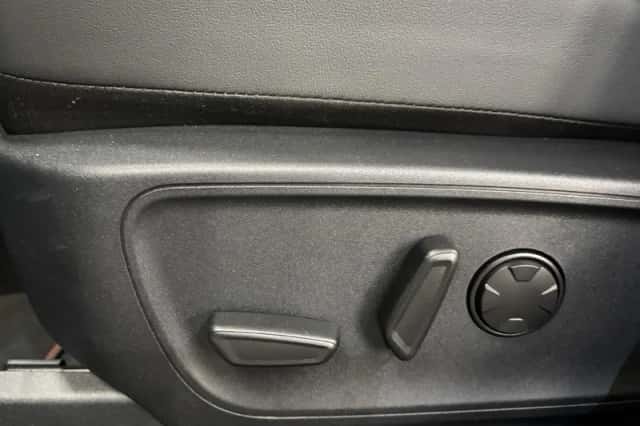 Ford Kuga (2025) thumbnail 19