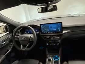 Ford Kuga (2025) thumbnail 28