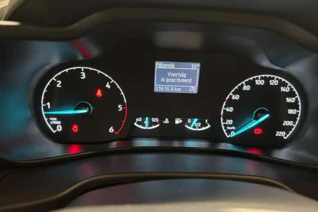 Ford Transit Connect (2021) thumbnail 10