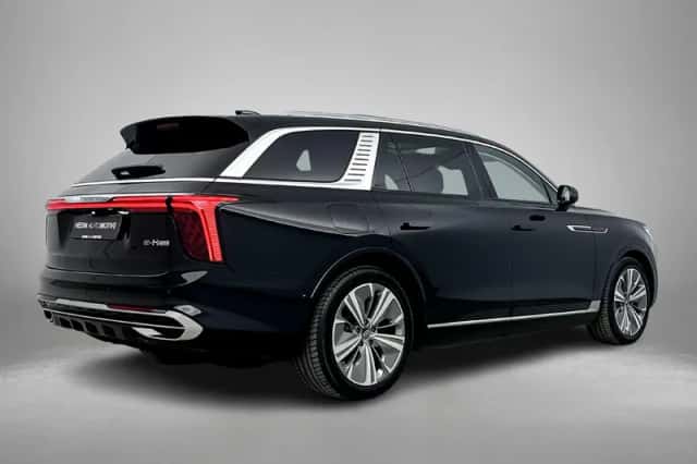 Hongqi E-HS9 (2023) thumbnail 2