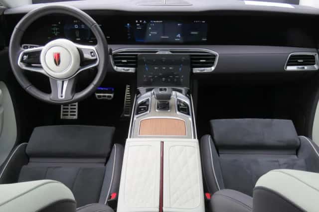 Hongqi E-HS9 (2024) thumbnail 3