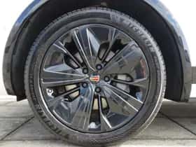Hongqi E-HS9 (2025) thumbnail 4