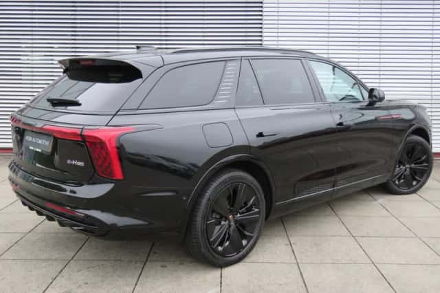 Hongqi E-HS9 (2023) thumbnail 2