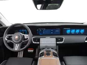 Hongqi E-HS9 (2023) thumbnail 3