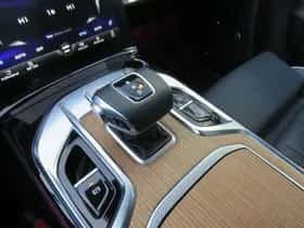 Hongqi E-HS9 (2023) thumbnail 28