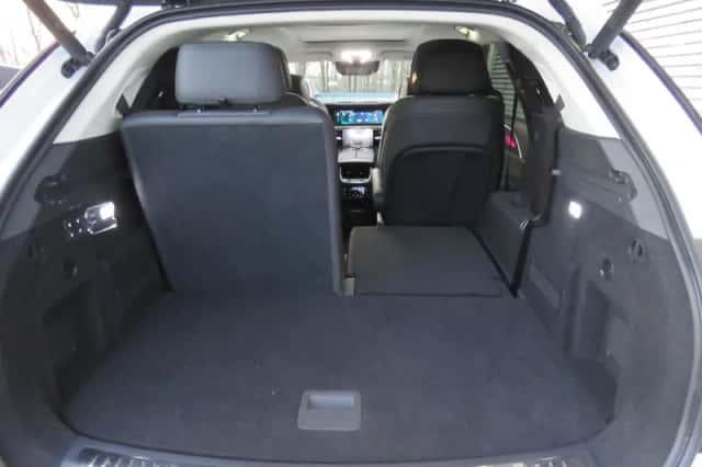 Hongqi E-HS9 (2023) thumbnail 30