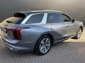Hongqi E-HS9 (2023) thumbnail 5