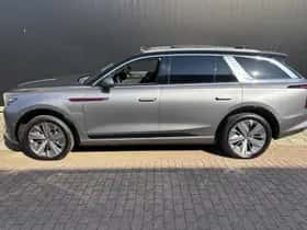 Hongqi E-HS9 (2023) thumbnail 7