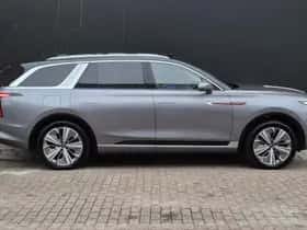 Hongqi E-HS9 (2024) thumbnail 8