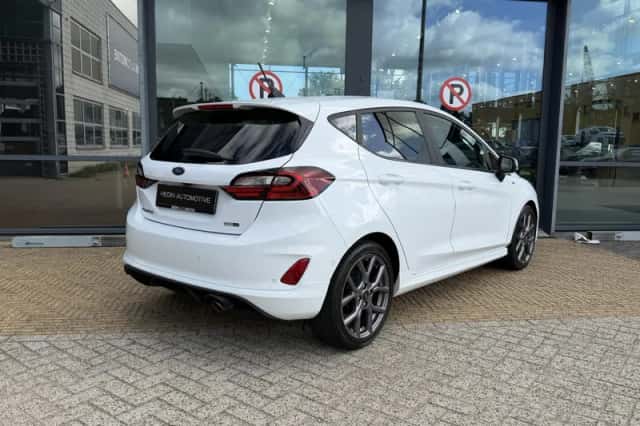 Ford Fiesta (2023) thumbnail 2