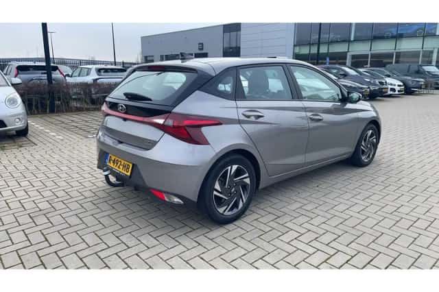 Hyundai i20 (2022) thumbnail 4