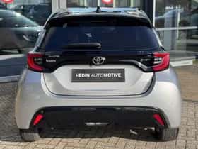 Toyota Yaris (2025) thumbnail 32