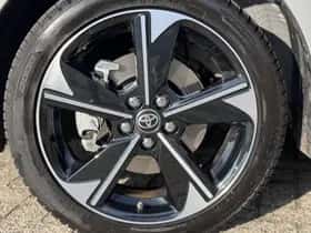 Toyota Yaris (2025) thumbnail 8
