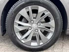 Peugeot 208 (2022) thumbnail 5