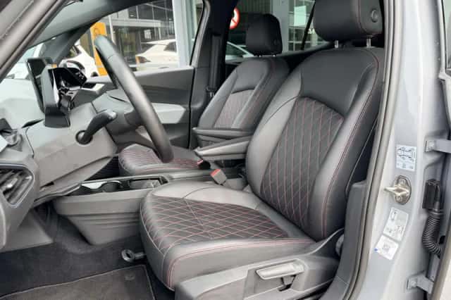 Volkswagen ID.3 (2023) thumbnail 3