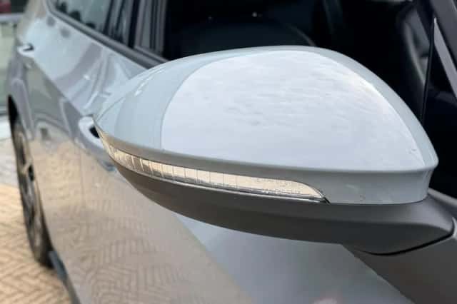 Volkswagen ID.3 (2023) thumbnail 5