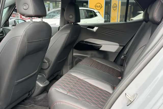 Volkswagen ID.3 (2023) thumbnail 6