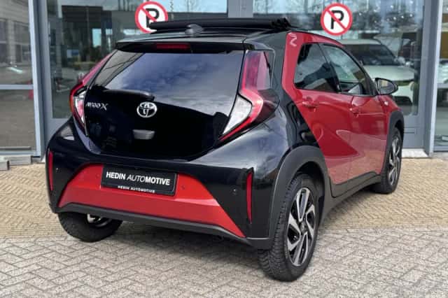 Toyota Aygo (2024) thumbnail 2