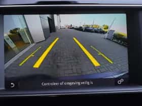 Jaguar XE (2019) thumbnail 24