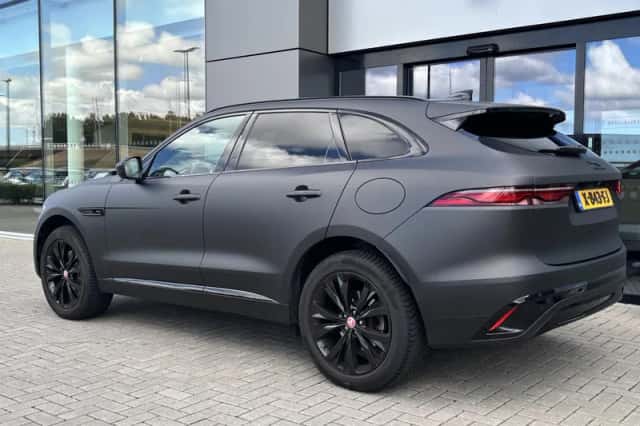 Jaguar F-Pace (2022) thumbnail 4
