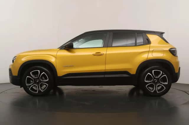 Jeep Avenger (2024) thumbnail 3