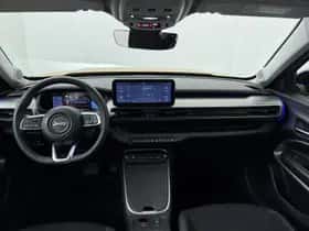 Jeep Avenger (2024) thumbnail 4