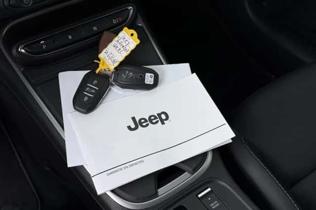 Jeep Avenger (2024) thumbnail 10
