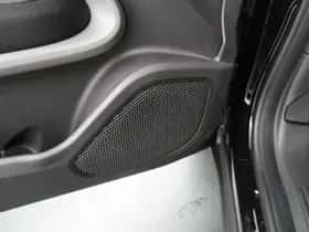 Jeep Avenger (2024) thumbnail 18