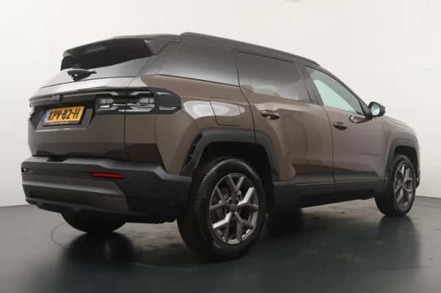 Jeep Compass (2026) thumbnail 2