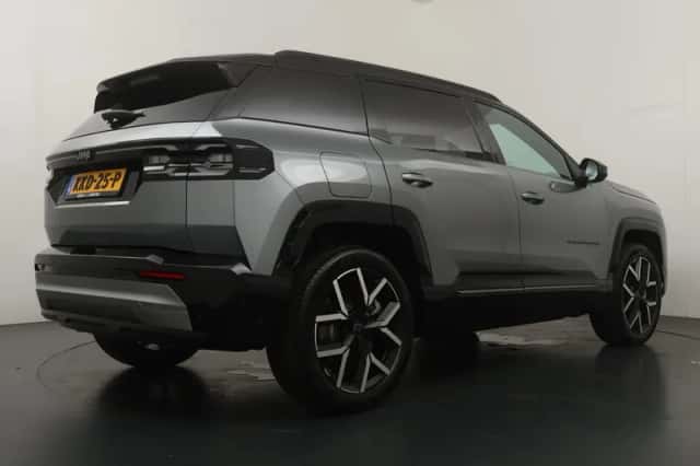 Jeep Compass (2026) thumbnail 3