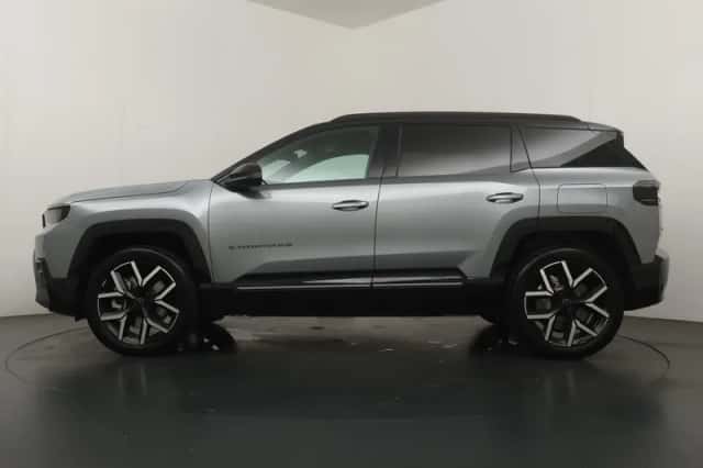 Jeep Compass (2026) thumbnail 2