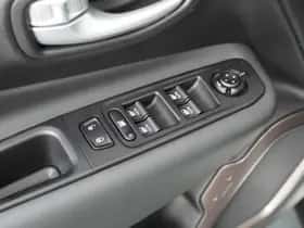 Jeep Renegade (2024) thumbnail 22
