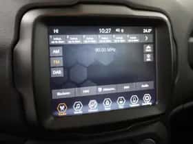 Jeep Renegade (2024) thumbnail 23