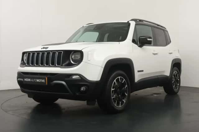 Jeep Renegade (2024) thumbnail 38