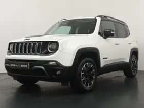 Jeep Renegade (2024) thumbnail 38