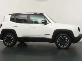 Jeep Renegade (2024) thumbnail 6