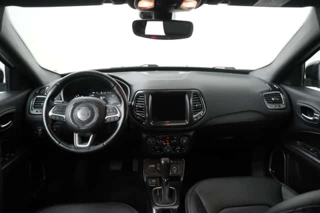 Jeep Compass (2020) thumbnail 2