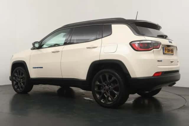 Jeep Compass (2020) thumbnail 3