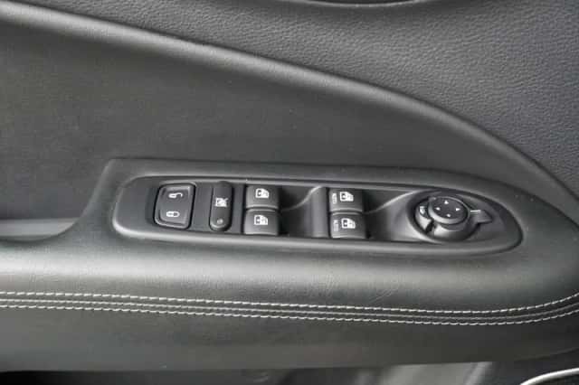 Jeep Compass (2020) thumbnail 23