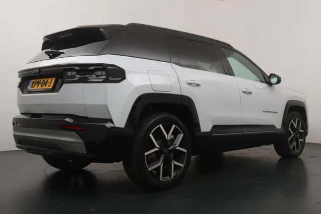 Jeep Compass (2026) thumbnail 2