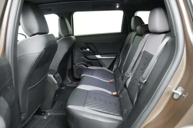 Jeep Compass (2026) thumbnail 16