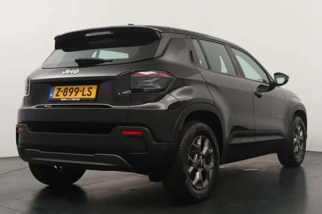 Jeep Avenger (2024) thumbnail 2