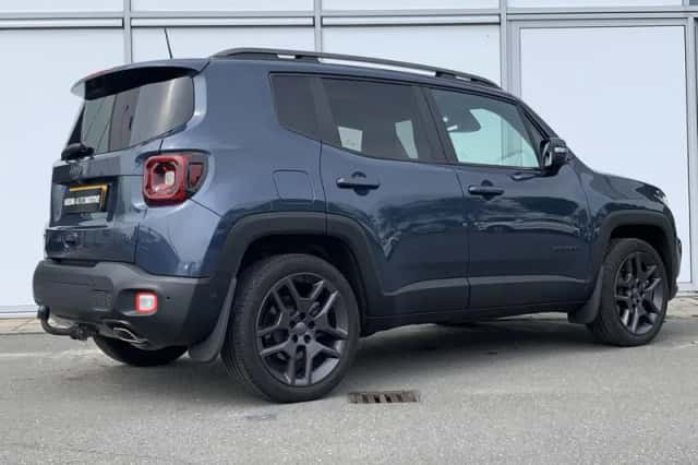 Jeep Renegade (2021) thumbnail 2